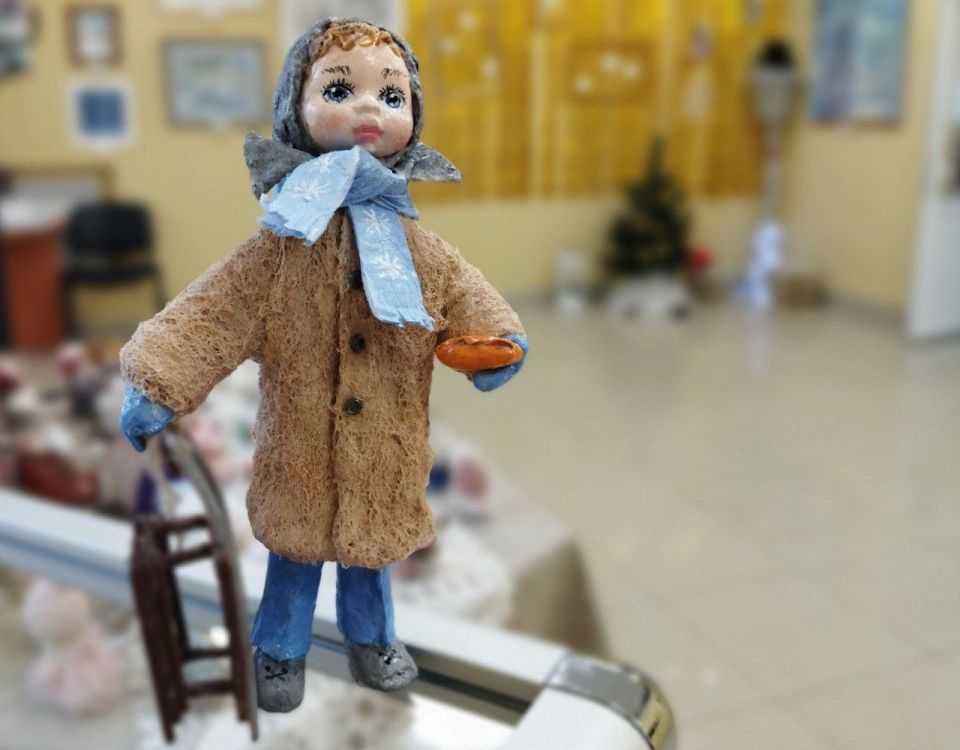 В стенах Северодонецкой галереи искусств прячется настоящая зимняя сказка — у нас открылась выставка «Ватная новогодняя история» Натальи Фурсиной! В стенах Северодонецкой галереи искусств прячется настоящая зимняя сказка — у нас открылась выставка «Ватная новогодняя история» Натальи Фурсиной!