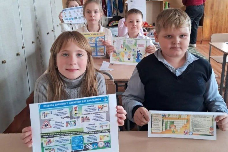 Профилактические мероприятия по ПДД провели в Свердловском ЦДЮТ «Мечта» Профилактические мероприятия по ПДД провели в Свердловском ЦДЮТ «Мечта»