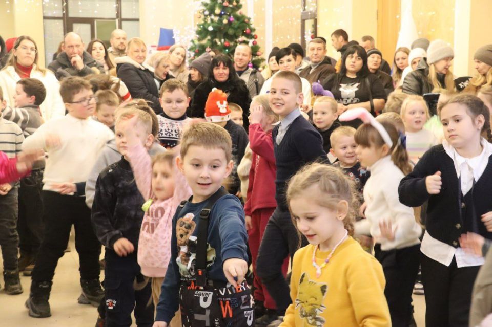 Яна Сылкина: В Северодонецке череда праздничных мероприятий для детворы не сбавляет оборотов Яна Сылкина: В Северодонецке череда праздничных мероприятий для детворы не сбавляет оборотов