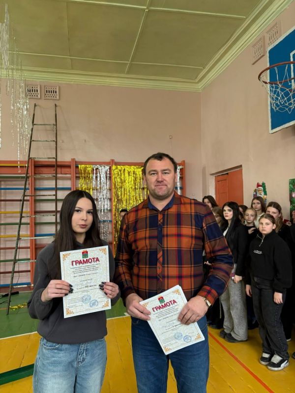 Турнир по шахматам и шашкам прошел в Успенской средней школе №3 Турнир по шахматам и шашкам прошел в Успенской средней школе №3