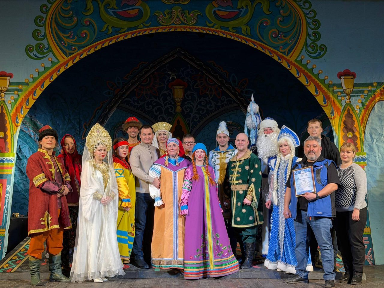 Для более 600 детей подшефных Татарстану городов Лисичанска и Рубежного состоялись праздничные концерты-мюзиклы