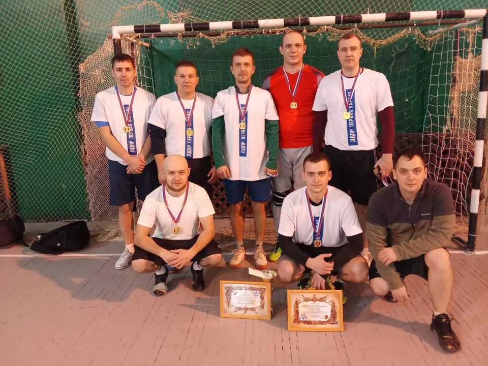 СПОРТ, ЕДИНСТВО И ПОБЕДА. В городе Ровеньки состоялся турнир по мини-футболу, приуроченный ко Всемирному дню футбола СПОРТ, ЕДИНСТВО И ПОБЕДА. В городе Ровеньки состоялся турнир по мини-футболу, приуроченный ко Всемирному дню футбола