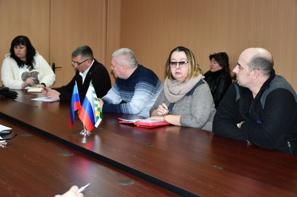 23.12.2025 состоялось 50 заседание Совета городского округа муниципальное образование городской округ город Рубежное Луганской Народной Республики 23.12.2025 состоялось 50 заседание Совета городского округа муниципальное образование городской округ город Рубежное Луганской Народной Республики