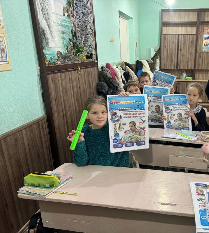 Школьникам провели профилактические занятия, посвященные правилам дорожного движения Школьникам провели профилактические занятия, посвященные правилам дорожного движения