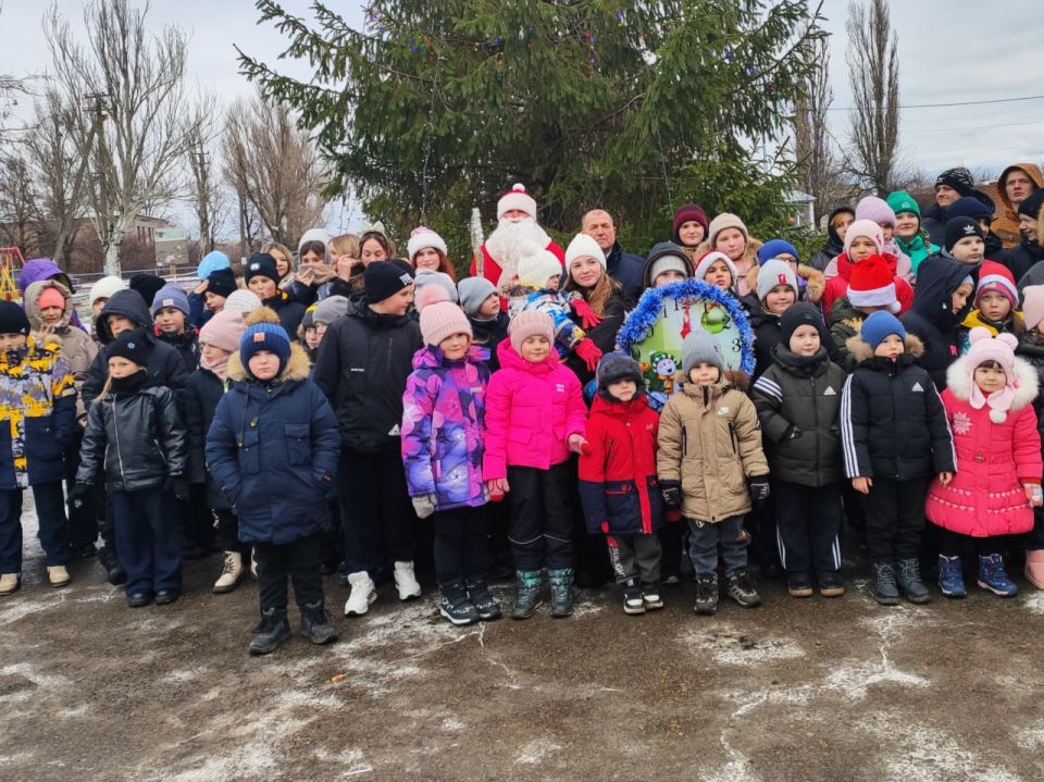 23 декабря на центральной площади пос 23 декабря на центральной площади пос