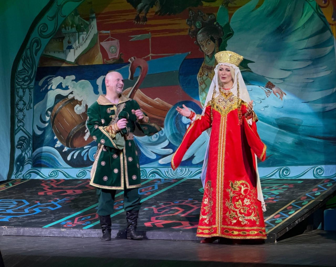 Для более 600 детей подшефных Татарстану городов Лисичанска и Рубежного состоялись праздничные концерты-мюзиклы Для более 600 детей подшефных Татарстану городов Лисичанска и Рубежного состоялись праздничные концерты-мюзиклы