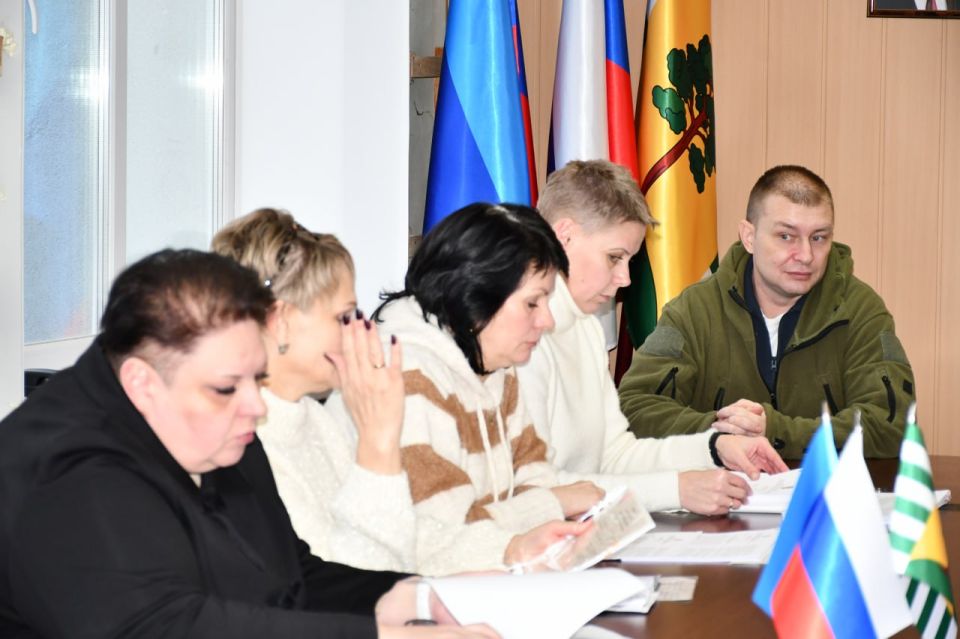 23.12.2025 состоялось 50 заседание Совета городского округа муниципальное образование городской округ город Рубежное Луганской Народной Республики 23.12.2025 состоялось 50 заседание Совета городского округа муниципальное образование городской округ город Рубежное Луганской Народной Республики
