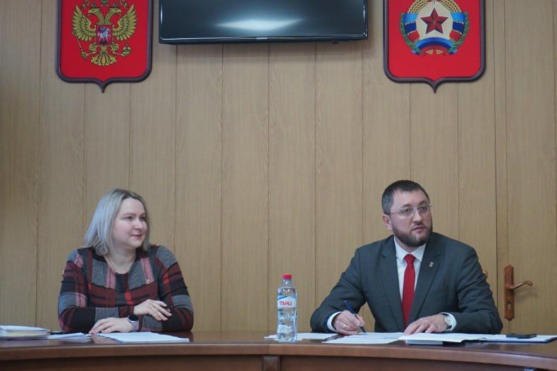 Состоялось 1-е заседание Молодежной палаты при Совете депутатов Состоялось 1-е заседание Молодежной палаты при Совете депутатов
