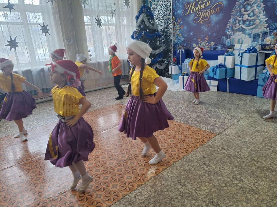 В Доме творчества детей и юношества царила настоящая предновогодняя сказка В Доме творчества детей и юношества царила настоящая предновогодняя сказка