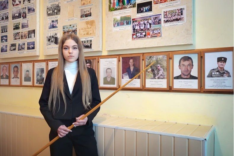 Аллеи памяти Свердловского муниципалитета: Памятные стенды Аллеи памяти Свердловского муниципалитета: Памятные стенды