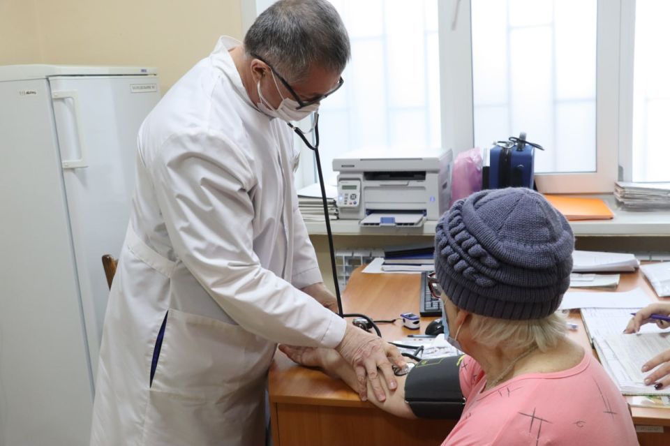 В Северодонецке при поддержке «Единой России» ведут прием врачи из Пермского края В Северодонецке при поддержке «Единой России» ведут прием врачи из Пермского края