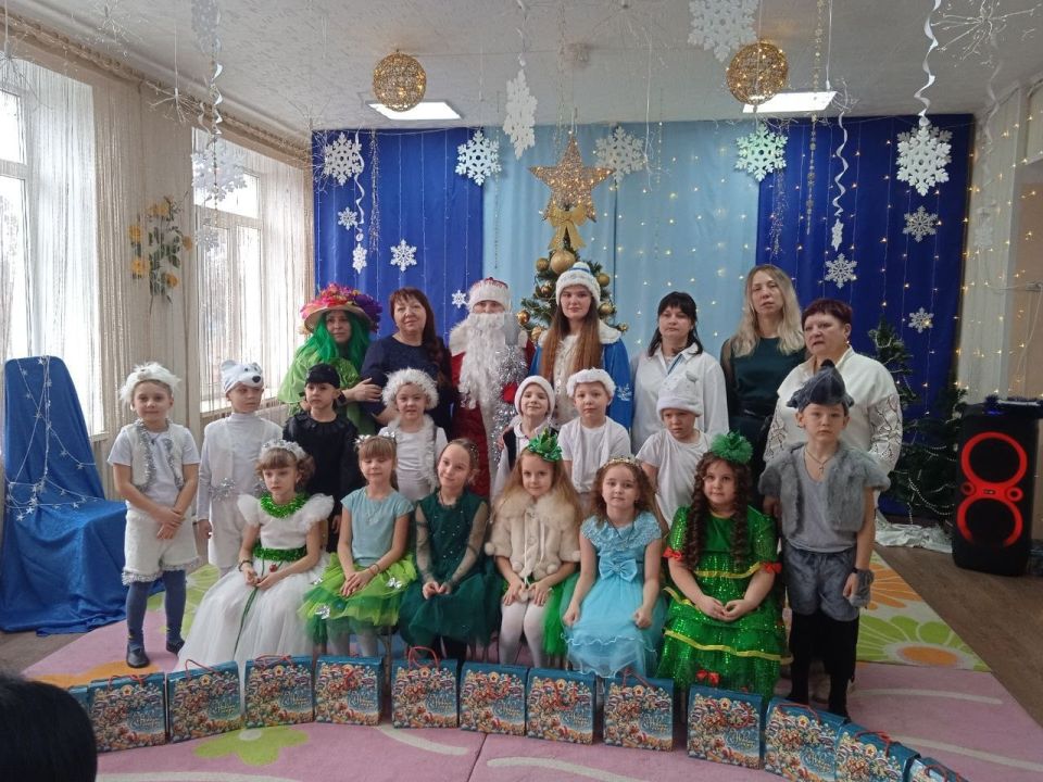 В Родаковском детском саду провели новогодние праздники В Родаковском детском саду провели новогодние праздники