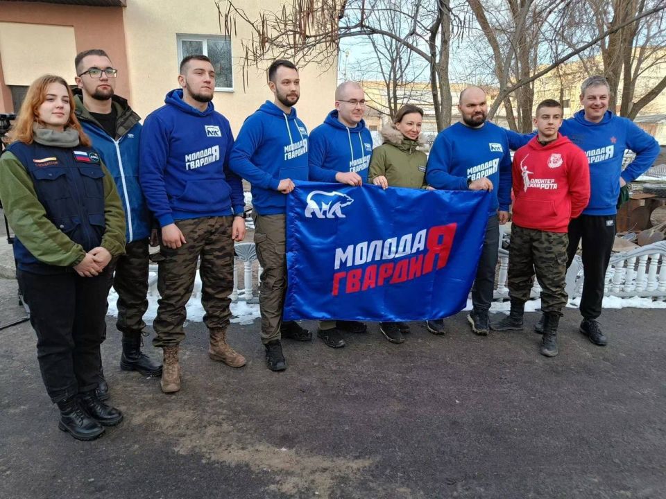 Михаил Голубович: Сегодня побывал на Дне Рождении Молодой Гвардии Единой России ЛНР Михаил Голубович: Сегодня побывал на Дне Рождении Молодой Гвардии Единой России ЛНР