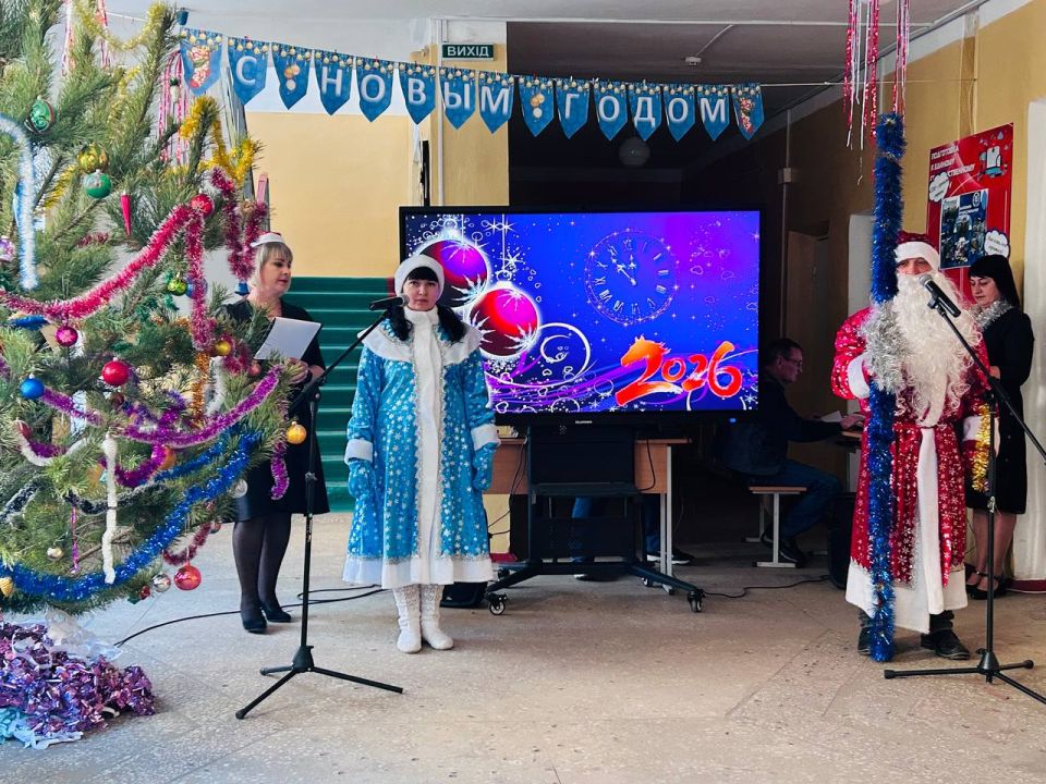 Новый год у ворот, копытом бьет! Новый год у ворот, копытом бьет!
