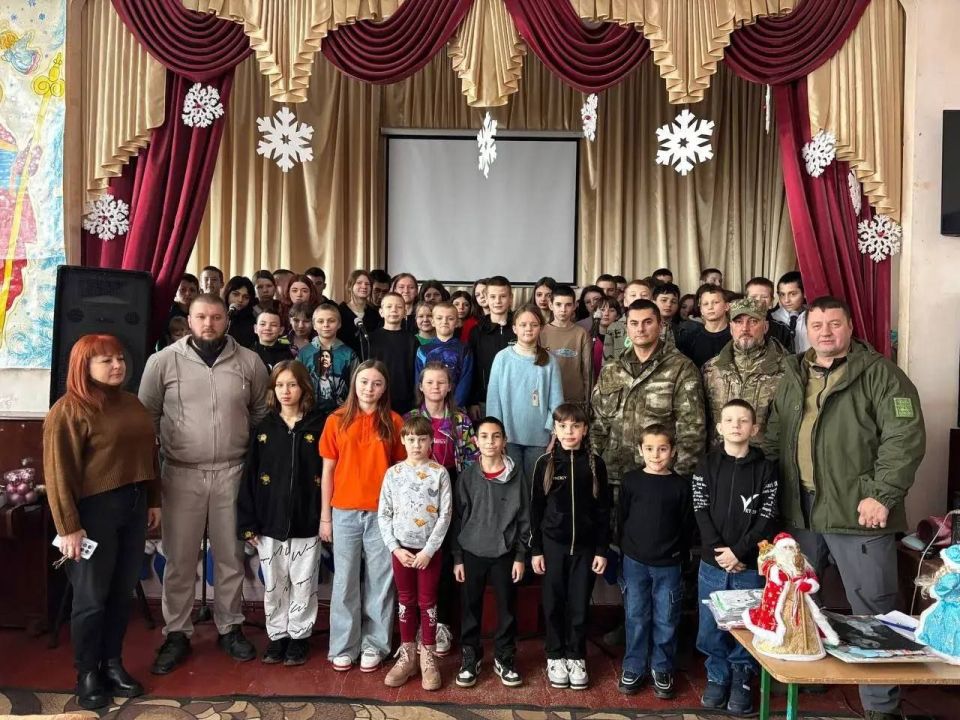 Галина Дуброва: Не просто подарки, а тепло сердец! Галина Дуброва: Не просто подарки, а тепло сердец!