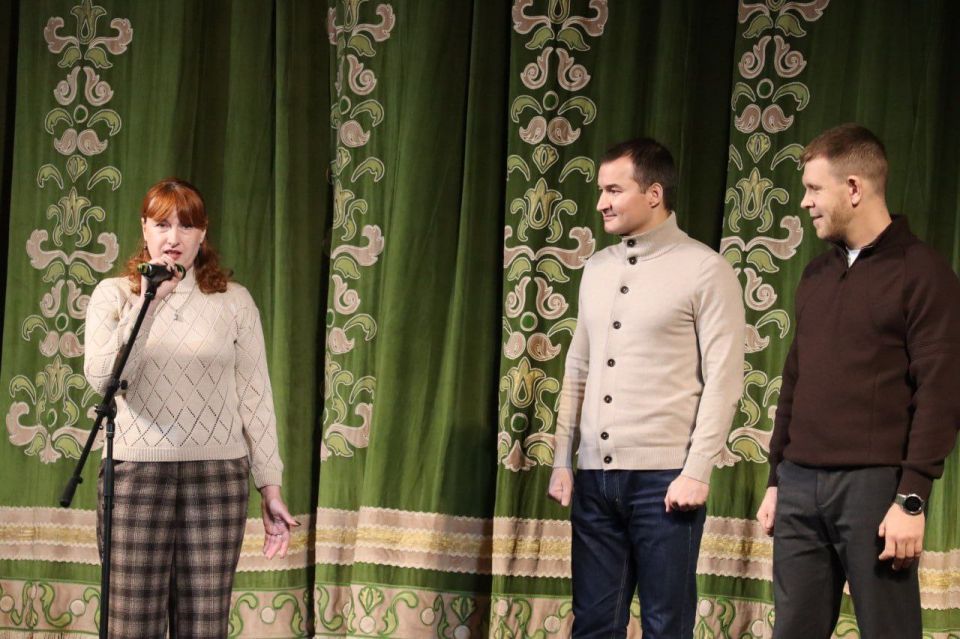 Мюзикл «Сказка о Царе Салтане» собрал более 600 детей из подшефных городов Республике Татарстан Мюзикл «Сказка о Царе Салтане» собрал более 600 детей из подшефных городов Республике Татарстан