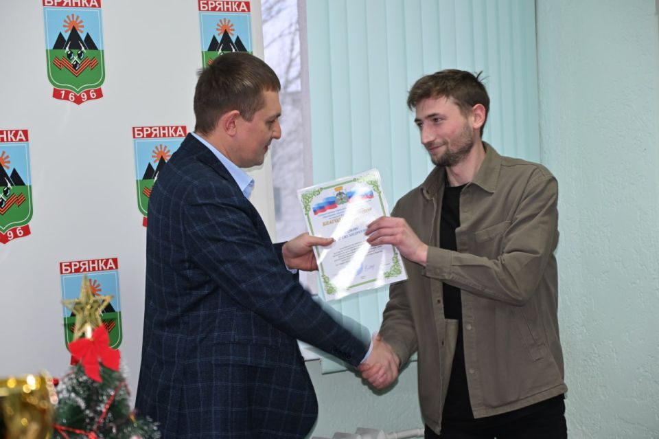Евгений Морозов: Молодость, которая ведёт за собой Евгений Морозов: Молодость, которая ведёт за собой
