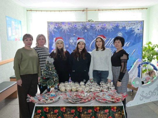 В Ровеньковском технико-экономическом колледже прошел мастер-класс по изготовлению имбирных пряников! В Ровеньковском технико-экономическом колледже прошел мастер-класс по изготовлению имбирных пряников!