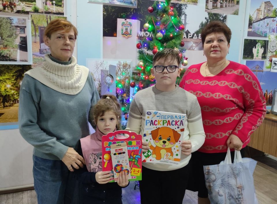 Женсовет дарит тепло в канун Нового года Женсовет дарит тепло в канун Нового года