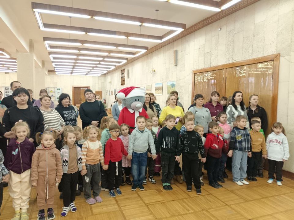 Сегодня в Ровеньках состоялось торжественное открытие детского спортивно-игрового комплекса, проект которого одержал победу в первом республиканском конкурсе инициативных проектов Сегодня в Ровеньках состоялось торжественное открытие детского спортивно-игрового комплекса, проект которого одержал победу в первом республиканском конкурсе инициативных проектов