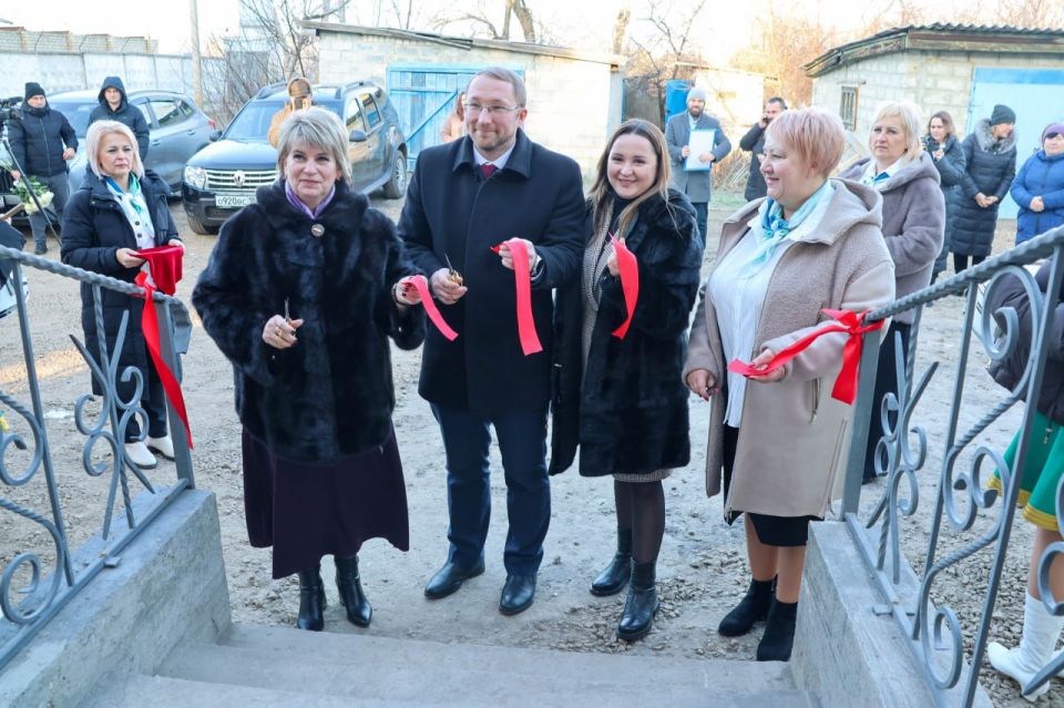 В Белокуракино торжественно открылась модельная библиотека нового поколения В Белокуракино торжественно открылась модельная библиотека нового поколения