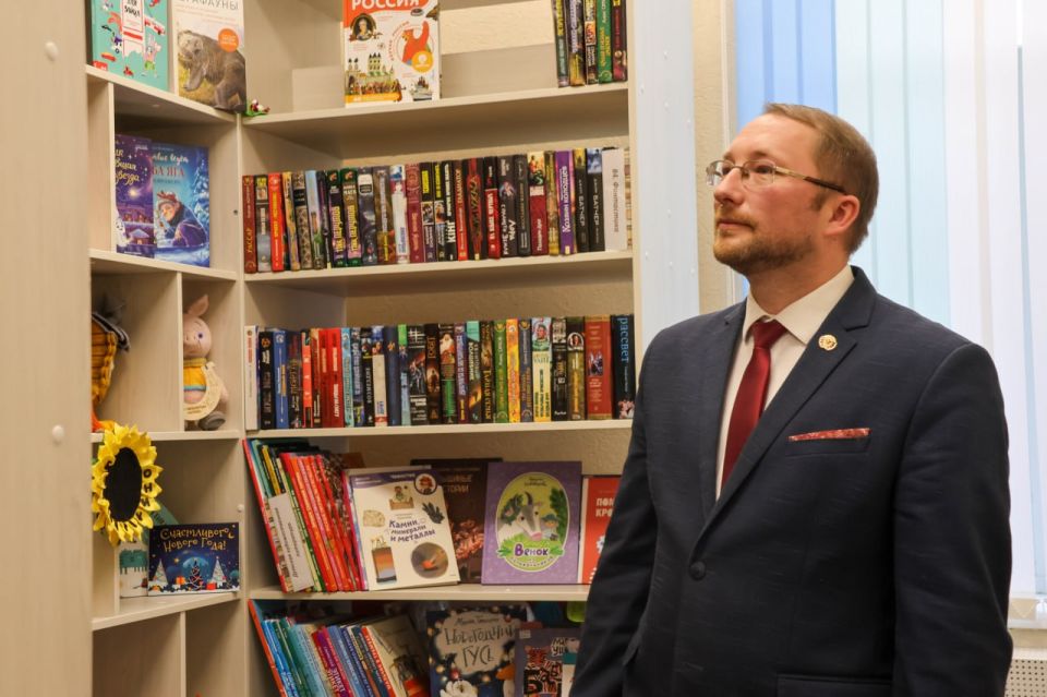 В Белокуракино торжественно открылась модельная библиотека нового поколения В Белокуракино торжественно открылась модельная библиотека нового поколения