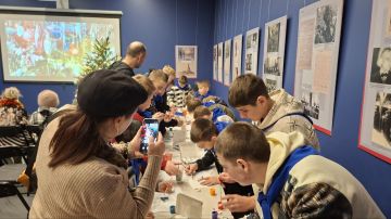 К 325-летию традиции празднования Нового года в Луганском краеведческом музее прошел праздник для детей!