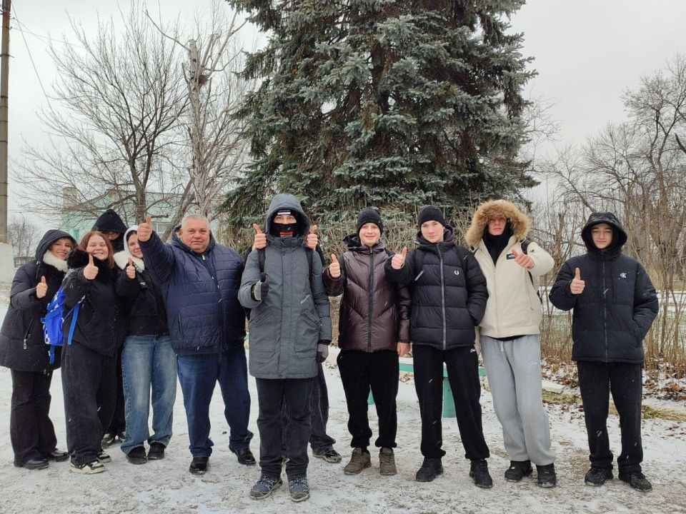 Сегодня, 26 декабря, в городе Вахрушево состоялось торжественное открытие городской новогодней елки Сегодня, 26 декабря, в городе Вахрушево состоялось торжественное открытие городской новогодней елки