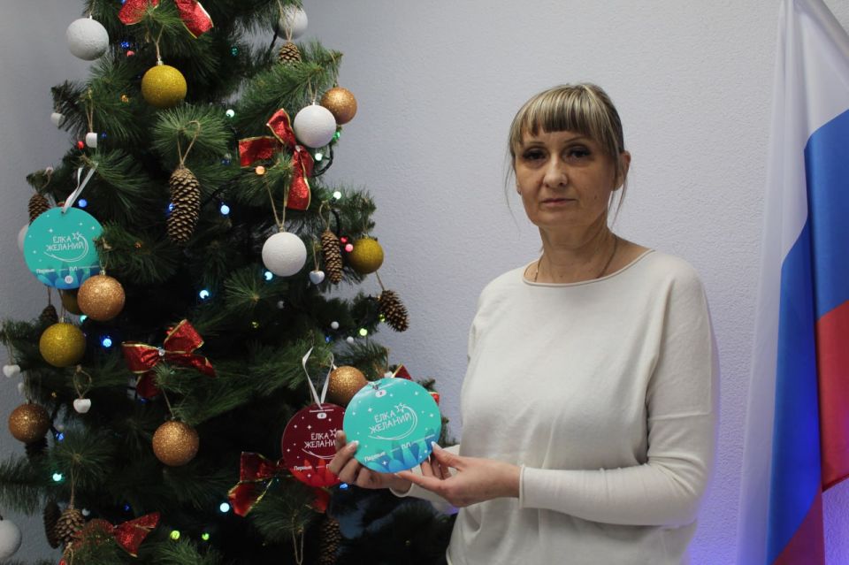 В Новопскове зажглась Ёлка желаний! В Новопскове зажглась Ёлка желаний!