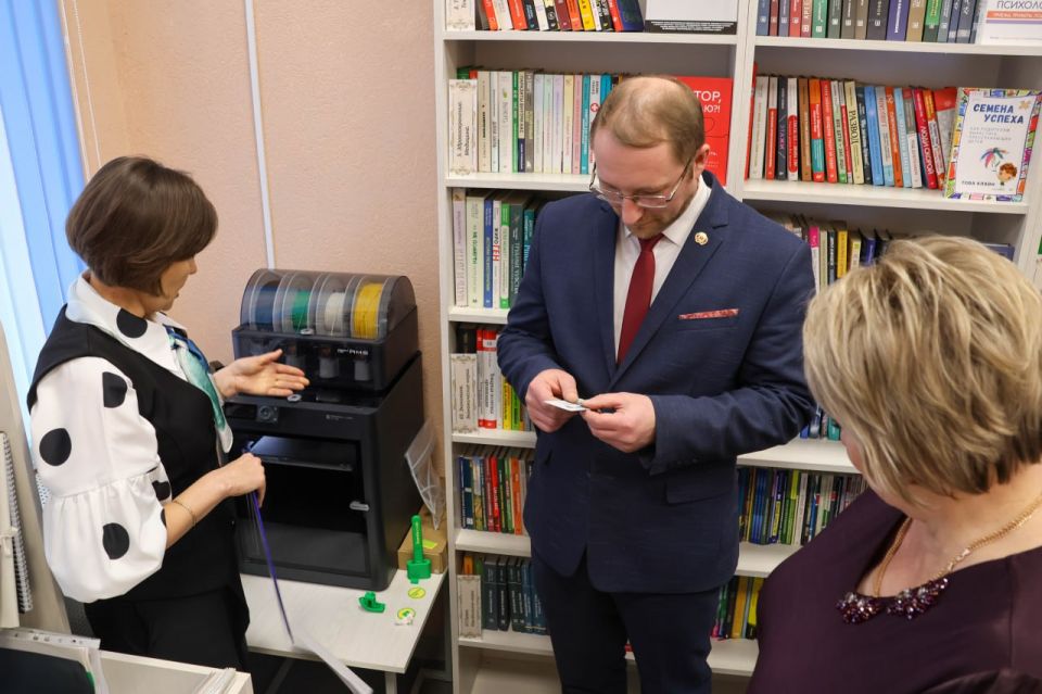 В Белокуракино торжественно открылась модельная библиотека нового поколения В Белокуракино торжественно открылась модельная библиотека нового поколения