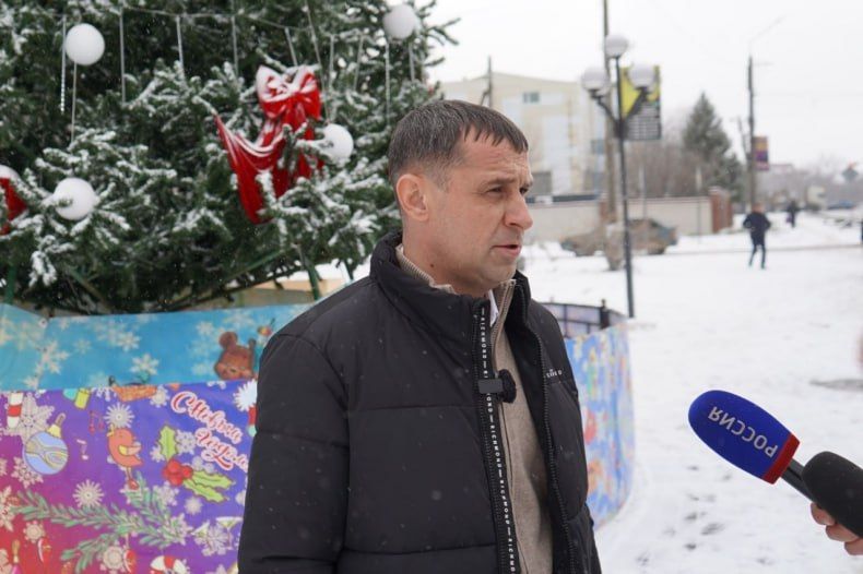 Также Михаил Котюков провёл встречу с бойцами из Сибири, которые выполняют боевые задачи в зоне СВО Также Михаил Котюков провёл встречу с бойцами из Сибири, которые выполняют боевые задачи в зоне СВО