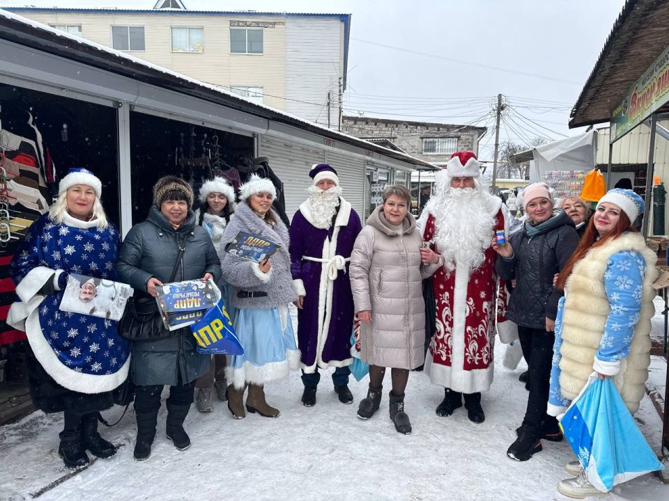 Дед Мороз ЛДПР: в суете, да не в обиде! Дед Мороз ЛДПР: в суете, да не в обиде!