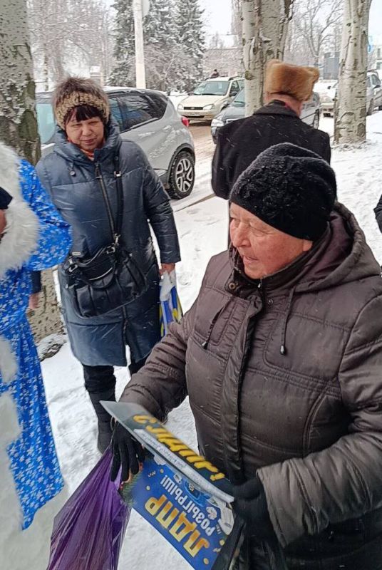 Дед Мороз ЛДПР: в суете, да не в обиде! Дед Мороз ЛДПР: в суете, да не в обиде!