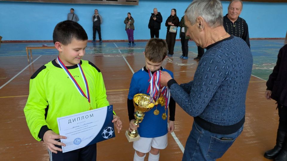 В преддверии самого волшебного праздника на базе Спортивной школы города Первомайска прошёл традиционный открытый турнир по мини-футболу среди юных спортсменов 2016–2017 годов рождения! В преддверии самого волшебного праздника на базе Спортивной школы города Первомайска прошёл традиционный открытый турнир по мини-футболу среди юных спортсменов 2016–2017 годов рождения!