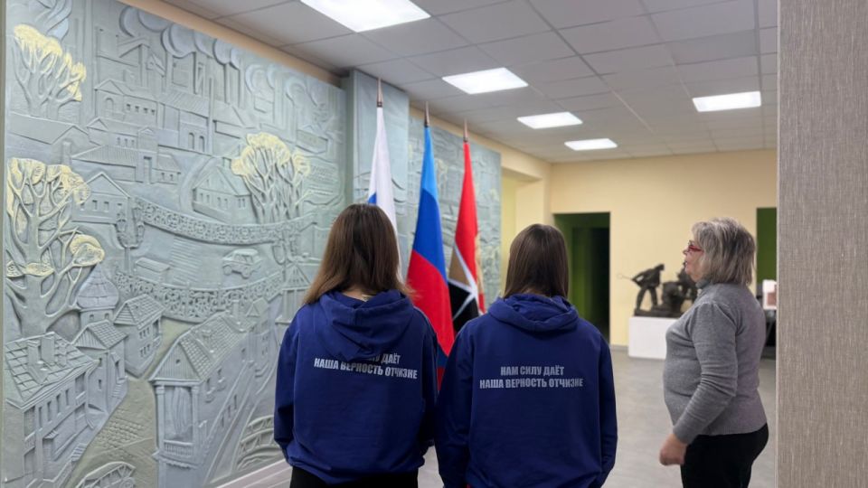 В Алчевске по народной программе «Единой России» обновляют городской музей В Алчевске по народной программе «Единой России» обновляют городской музей