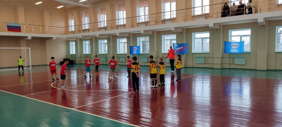 Новогодние соревнования по мини-футболу в «ССШ №1» Новогодние соревнования по мини-футболу в «ССШ №1»