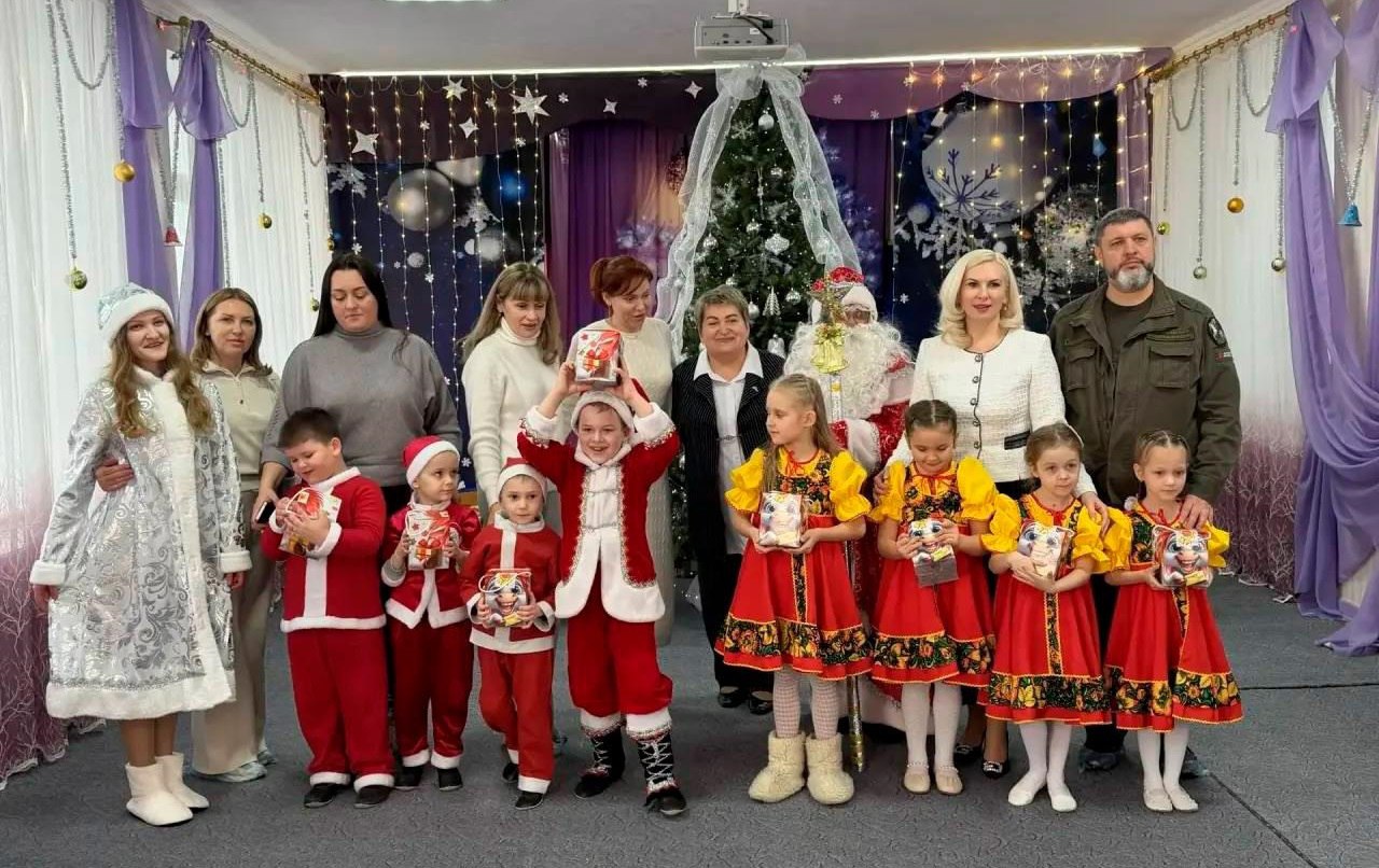 Ставропольская делегация, в состав которой вошли заместители председателя Правительства Ставропольского края Ольга Дроздова и Анатолий Антоненко, а также министр образования СК Мария Смагина, посетила образовательные... Ставропольская делегация, в состав которой вошли заместители председателя Правительства Ставропольского края Ольга Дроздова и Анатолий Антоненко, а также министр образования СК Мария Смагина, посетила образовательные...