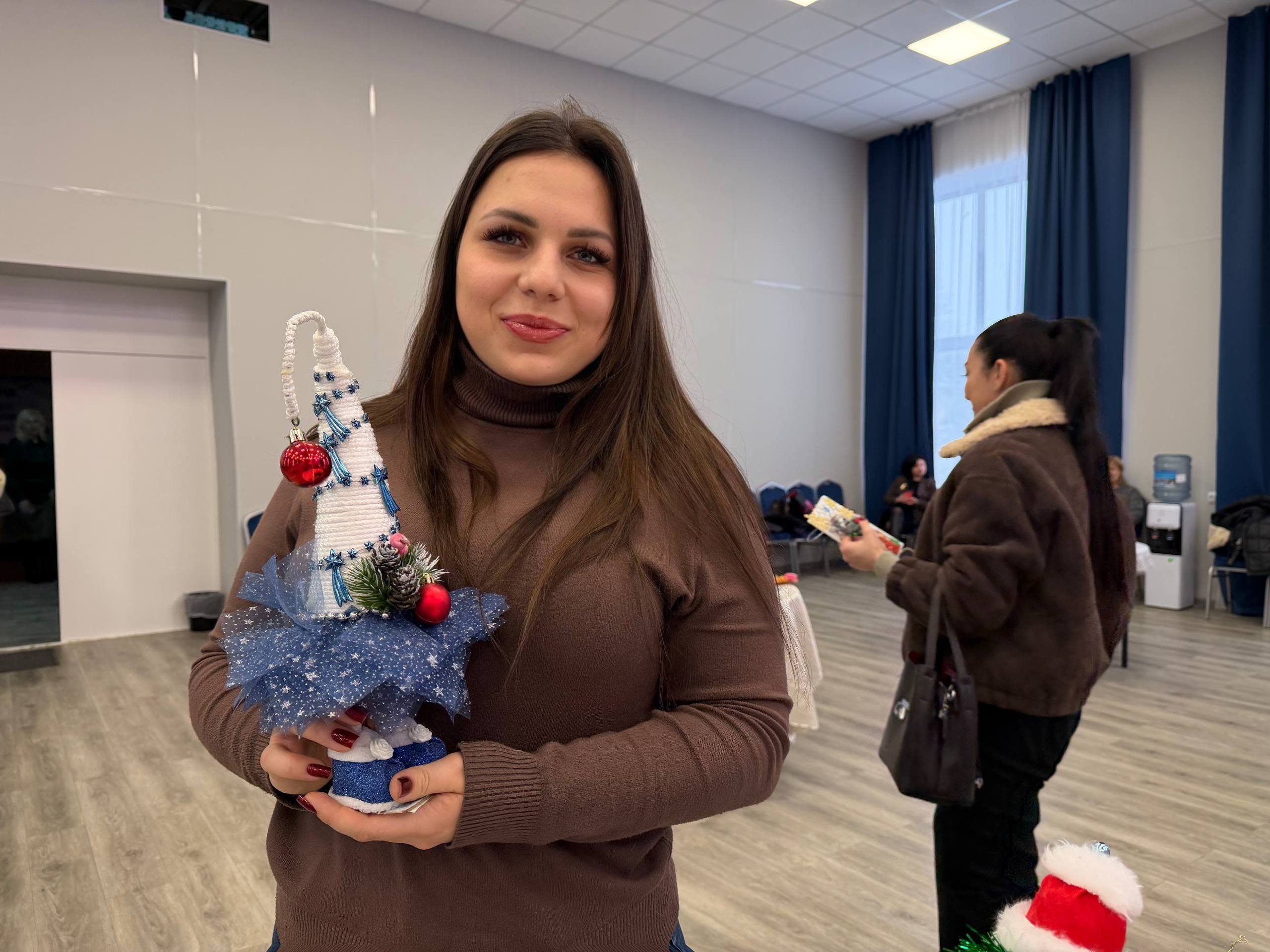 Министерство культуры ЛНР приняло участие в особенной предновогодней благотворительной ярмарке, организованной усилиями воспитанников образовательных учреждений интернатного типа Министерство культуры ЛНР приняло участие в особенной предновогодней благотворительной ярмарке, организованной усилиями воспитанников образовательных учреждений интернатного типа