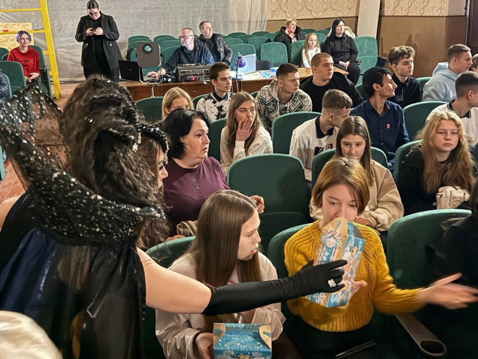 Олег Савченко: Принял участие в «Ёлке Главы» - одном из самых светлых и трогательных событий уходящего года Олег Савченко: Принял участие в «Ёлке Главы» - одном из самых светлых и трогательных событий уходящего года