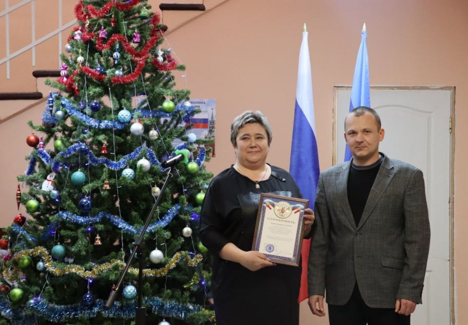 В преддверии Нового года Павел Дреев и Яна Сылкина поздравили медицинских работников с наступающими праздниками В преддверии Нового года Павел Дреев и Яна Сылкина поздравили медицинских работников с наступающими праздниками