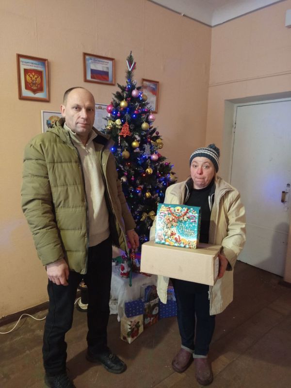 Вячеслав Третьяков: В год Защитника Отечества отдел по жизнеобеспечению "Епифановка", охватывающий населенные пункты Боровеньки, Кудряшовка и Варваровка Кременского муниципального округа, в рамках новогодней акции состоялась... Вячеслав Третьяков: В год Защитника Отечества отдел по жизнеобеспечению "Епифановка", охватывающий населенные пункты Боровеньки, Кудряшовка и Варваровка Кременского муниципального округа, в рамках новогодней акции состоялась...