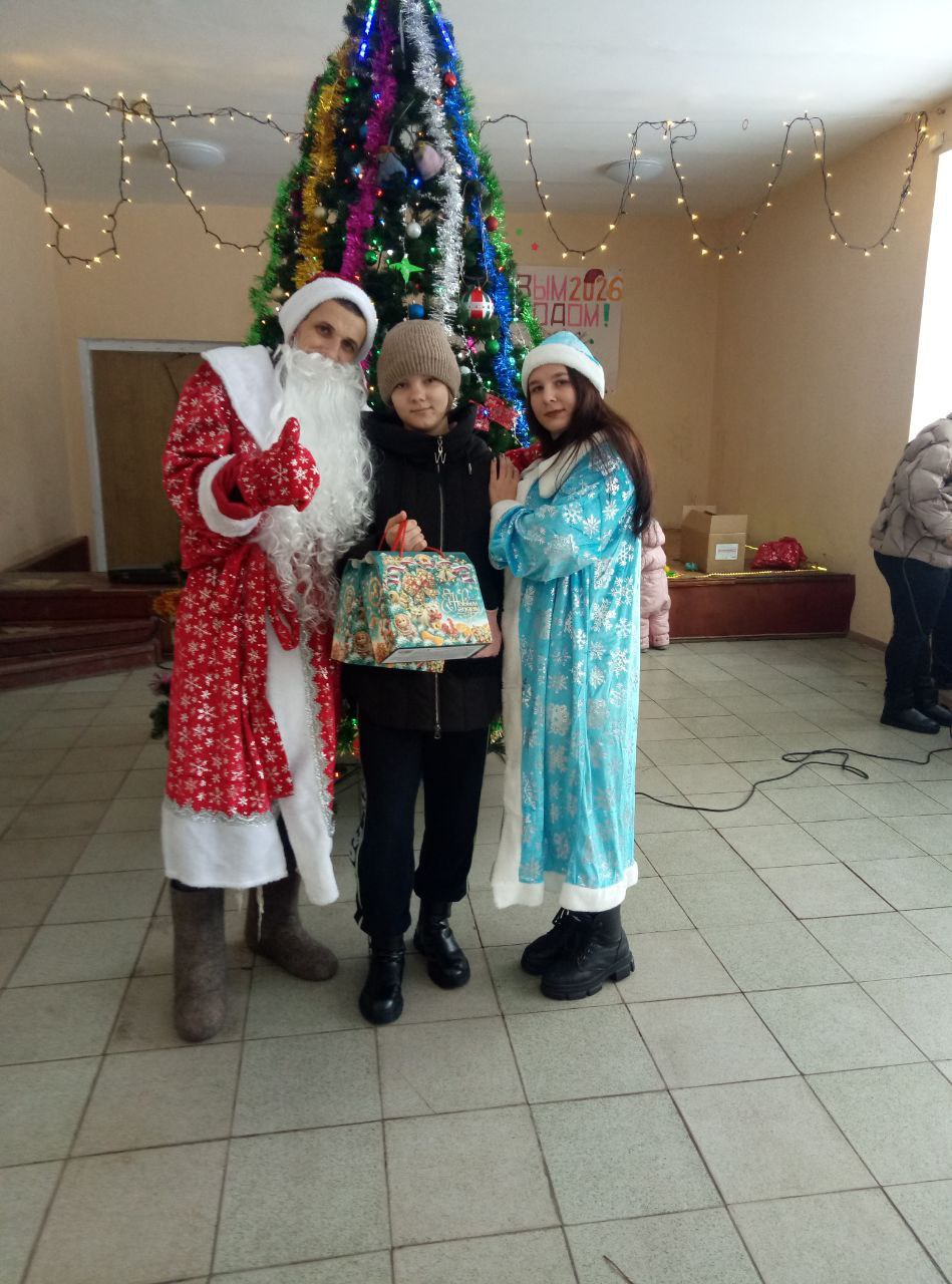 Вячеслав Третьяков: В Новокраснянском сельском клубе Кременского муниципального округа царила неповторимая атмосфера предновогоднего волшебства! Состоялось торжественное открытие новогодней елки, ставшее ярким и... Вячеслав Третьяков: В Новокраснянском сельском клубе Кременского муниципального округа царила неповторимая атмосфера предновогоднего волшебства! Состоялось торжественное открытие новогодней елки, ставшее ярким и...