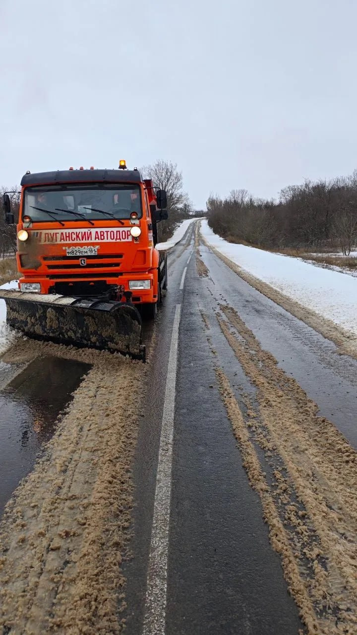 18 новых автобусных остановок установлено за год в Луганской Народной Республике