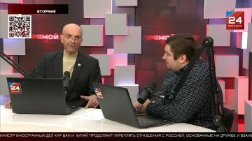 Главный художественный руководитель ГТРК ЛНР Леонард Свидовсков в студии проекта «Прямой эфир»: