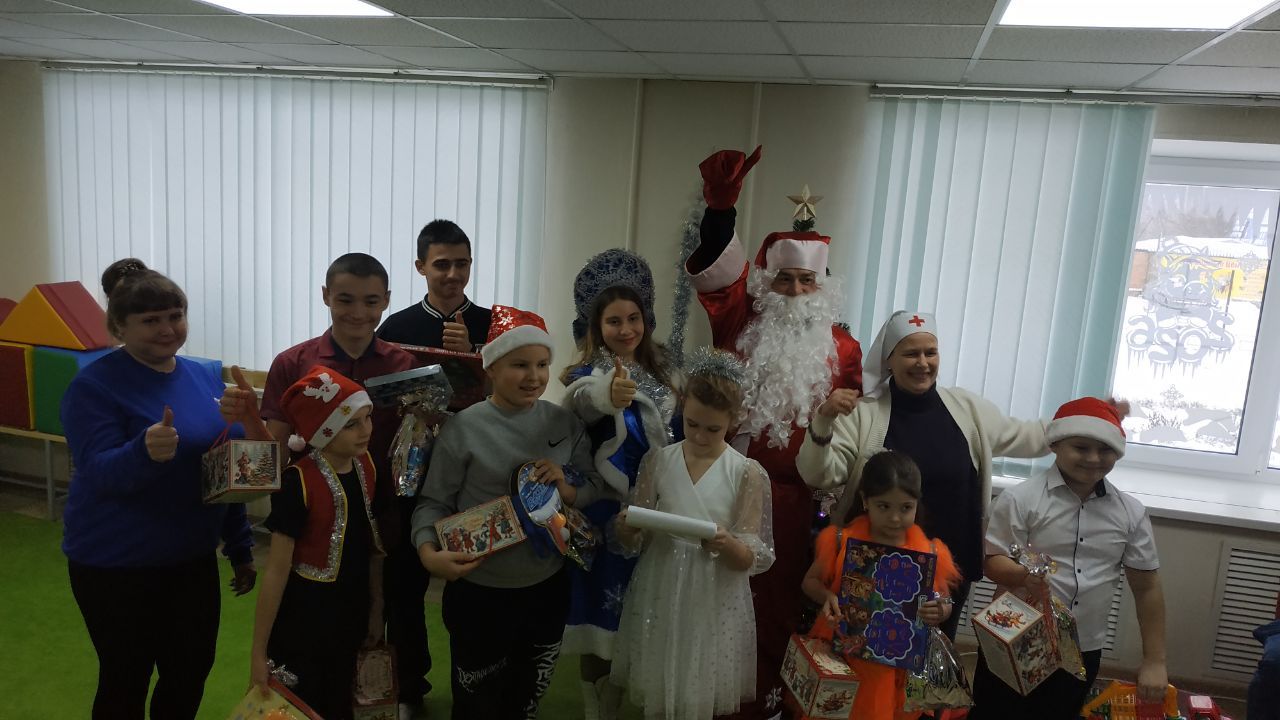Новогодний утренник для детей с ОВЗ в Новоайдарской школе искусств прошел в атмосфере тепла и праздника Новогодний утренник для детей с ОВЗ в Новоайдарской школе искусств прошел в атмосфере тепла и праздника