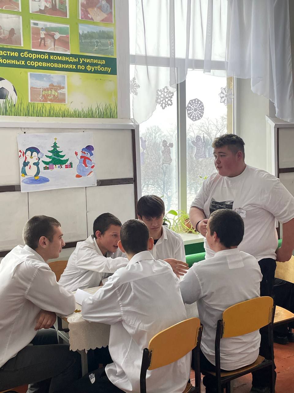 В Комиссаровском колледже прошла игра «Что? Где? Когда?» В Комиссаровском колледже прошла игра «Что? Где? Когда?»