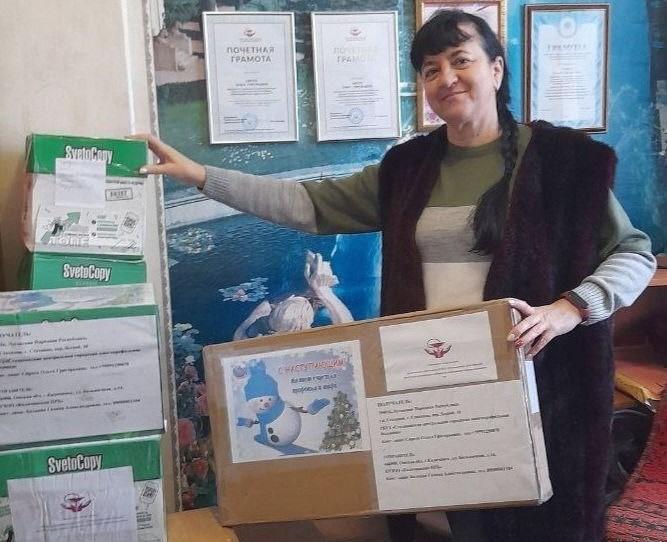 Подарки из Сибири прибыли для медиков Стаханова