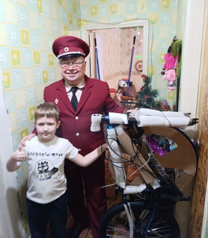 Всероссийская благотворительная акция «Елка желаний» продолжает воплощать мечты детей Всероссийская благотворительная акция «Елка желаний» продолжает воплощать мечты детей