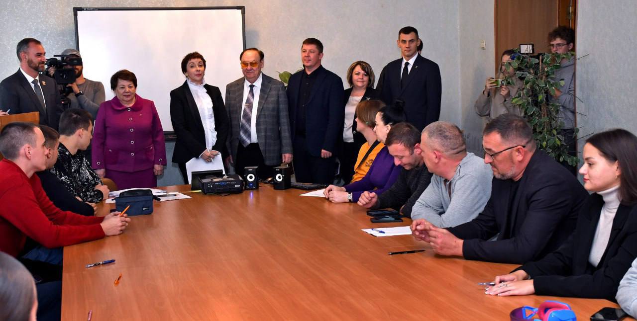 Зинаида Наден: Команда единороссов готова к новым вызовам Зинаида Наден: Команда единороссов готова к новым вызовам