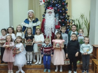 В преддверии Нового 2026 года в кружках Участка дополнительного детского досуга Детской железной дороги Донецкого филиала ФГУП "ЖДН" состоялись новогодние встречи воспитанников с Дедом Морозом и Снегурочкой! Вместе с ними...